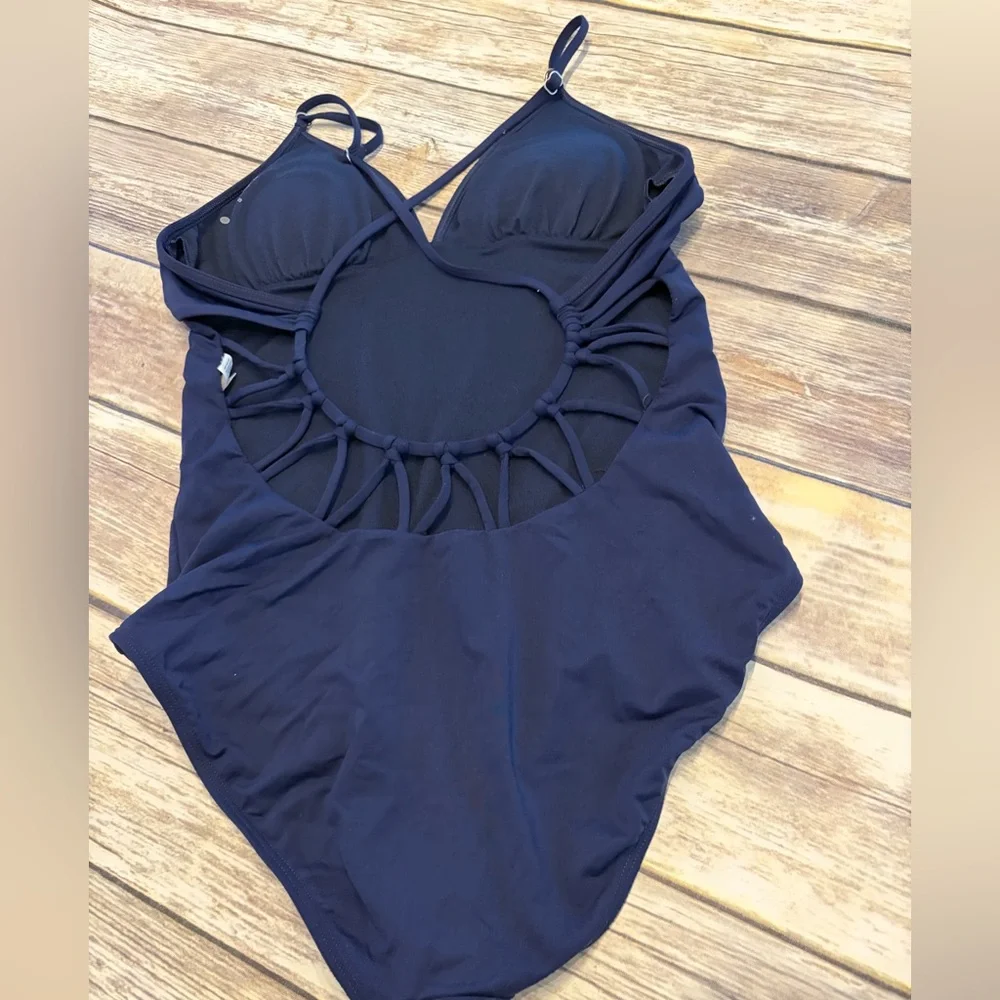 Athleta Navy Women‎ Swim One Piece